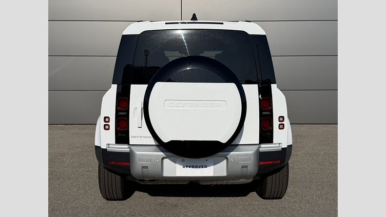 2024 認定中古車 Land Rover Defender 110 フジホワイト D350 ディーゼルマイルドハイブリッド S