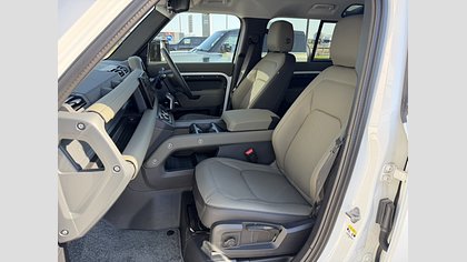 Defender 110 8