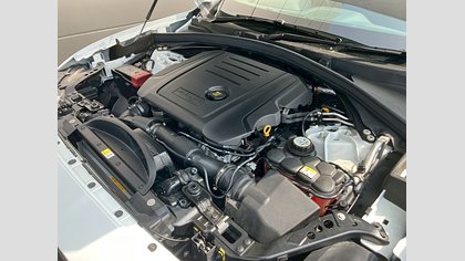 F-Pace 26