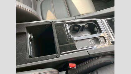 F-Pace 20