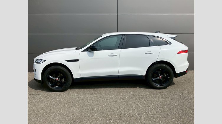 2019 認定中古車 Jaguar F-Pace Fuji White 2.0 litre i4D Diesel Prestige
