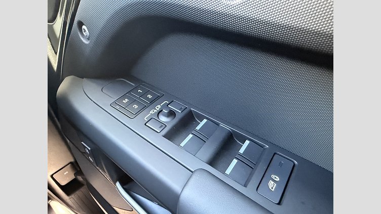2025 認定中古車 Land Rover Defender 110 サントリーニブラック D350 ディーゼルマイルドハイブリッド X-Dynamic HSE