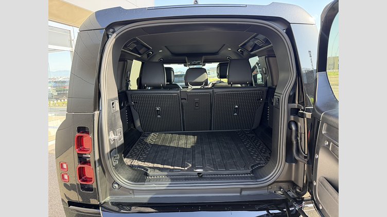 2025 認定中古車 Land Rover Defender 110 サントリーニブラック D350 ディーゼルマイルドハイブリッド X-Dynamic HSE