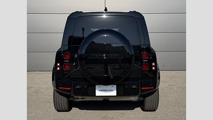 Defender 110 4