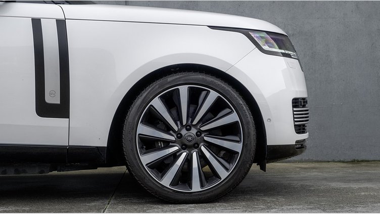 2024 Approved Land Rover Range Rover Icy White - SV Ultra Gloss Finish P550e SV SWB
