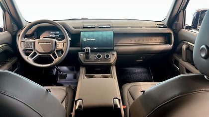 Defender 110 8