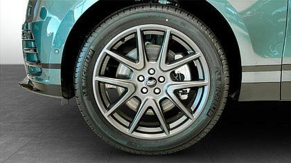Range Rover Velar 4