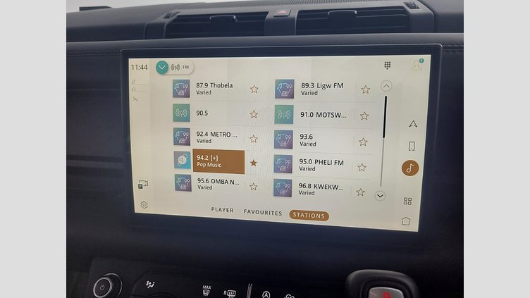 2025 Approved Land Rover Defender 110 Bronze Lantau Automatic Land Rover Defender 110 D350 X-Dynamic HSE