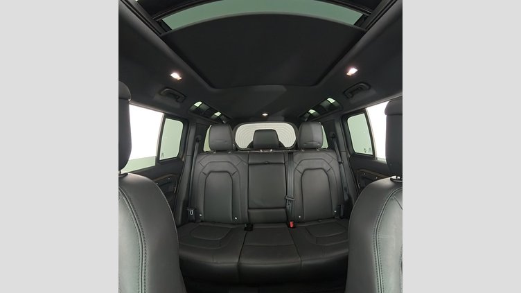 2025 Approved Land Rover Defender 110 Bronze Lantau Automatic Land Rover Defender 110 D350 X-Dynamic HSE