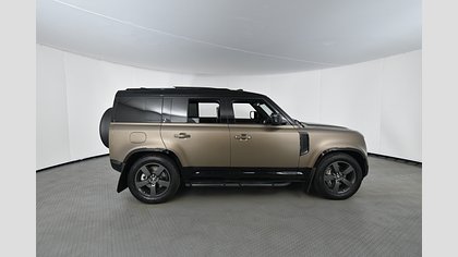 Defender 110 7