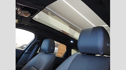 Range Rover Velar 10