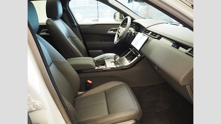 2025 Begagnad Land Rover Range Rover Velar Arroios Grey (grå) P400e Bensin Plug-in Elhybrid Kort hjulbas (SWB) Dynamic SE