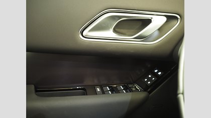 Range Rover Velar 8