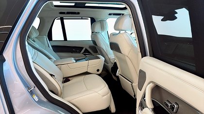 Range Rover 8
