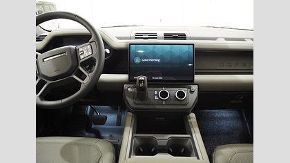 Defender 110 5