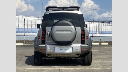Defender 110 6
