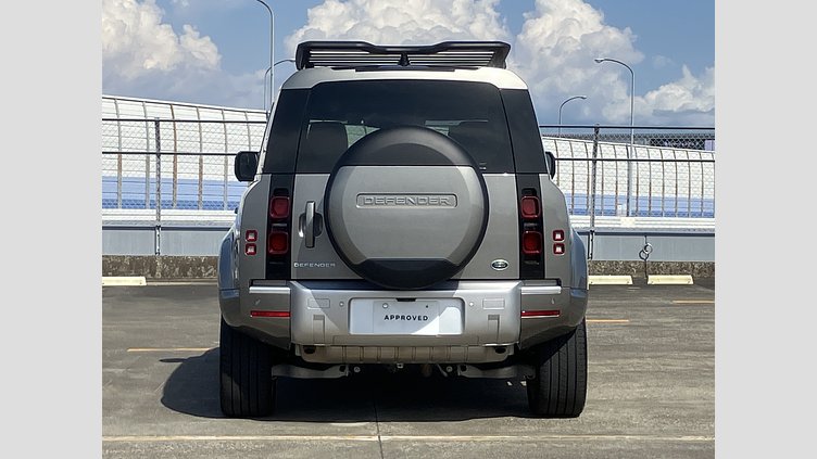 2023 認定中古車 Land Rover Defender 110 シリコンシルバー P300 AWD（AT） XS EDITION