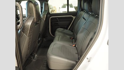 Defender OCTA 11