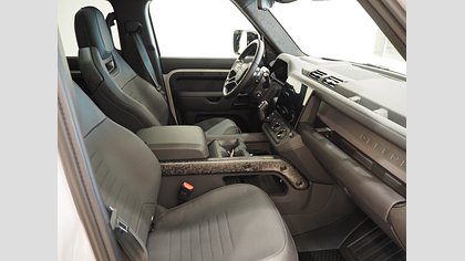 Defender OCTA 10