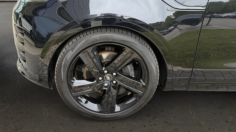 2025 Approved Land Rover Discovery Santorini Black 3.0 literes, soros 6 hengeres dízel motor, 350 LE, 8 sebességes automata váltó Dynamic HSE