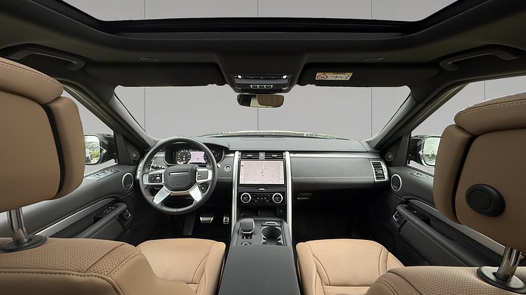 2025 Approved Land Rover Discovery Santorini Black 3.0 literes, soros 6 hengeres dízel motor, 350 LE, 8 sebességes automata váltó Dynamic HSE