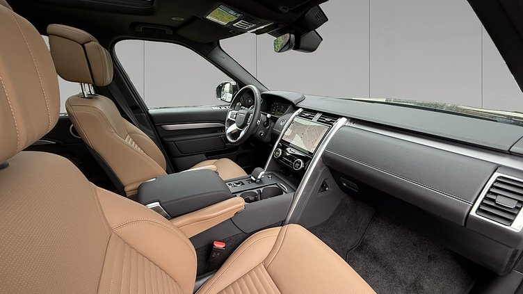 2025 Approved Land Rover Discovery Santorini Black 3.0 literes, soros 6 hengeres dízel motor, 350 LE, 8 sebességes automata váltó Dynamic HSE