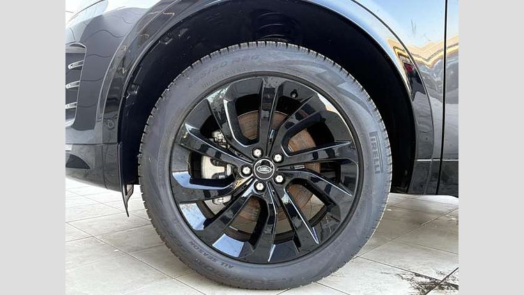2024 認定中古車 Land Rover Discovery Sport カルパチアングレイ プラグインハイブリッド（ガソリン） 標準ホイール Dynamic HSE