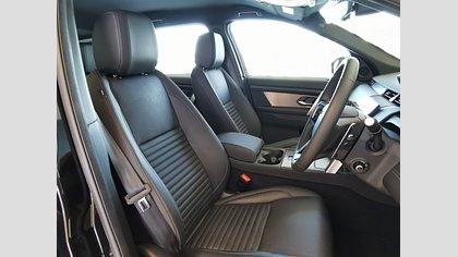Discovery Sport 3
