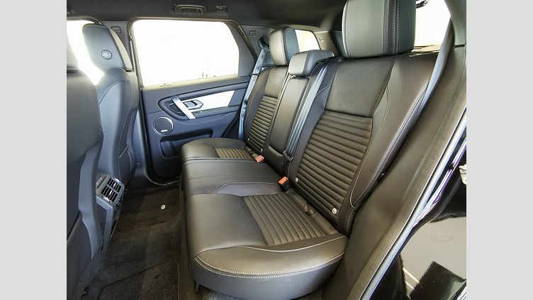 2024 認定中古車 Land Rover Discovery Sport サントリーニブラック P250（ガソリン） 標準ホイール DYNAMIC SE