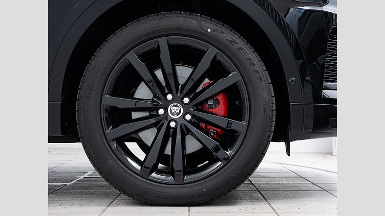 2024 認定中古車 Jaguar E-Pace サントリーニブラック D200マイルドハイブリッド（ディーゼル） R-DYNAMIC SE D200