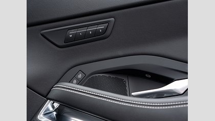 E-Pace 11