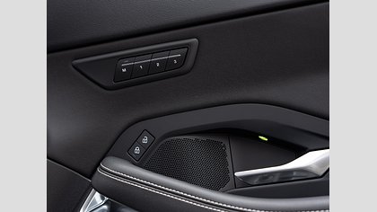 E-Pace 16