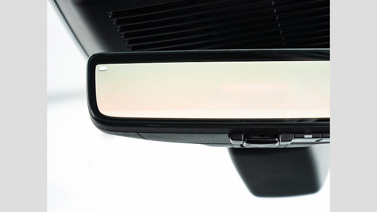 2024 認定中古車 Jaguar E-Pace サントリーニブラック D200マイルドハイブリッド（ディーゼル） R-DYNAMIC SE D200