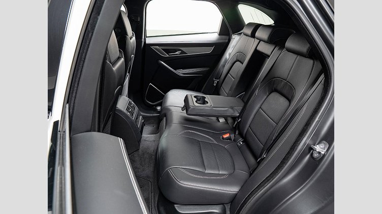 2023 認定中古車 Jaguar F-Pace オストゥーニパールホワイト D204 AWD（オートマチック）MHEV R-DYNAMIC SE