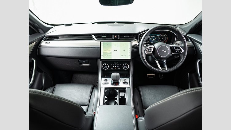 2023 認定中古車 Jaguar F-Pace オストゥーニパールホワイト D204 AWD（オートマチック）MHEV R-DYNAMIC SE