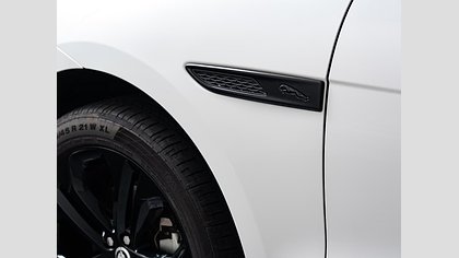 F-Pace 46