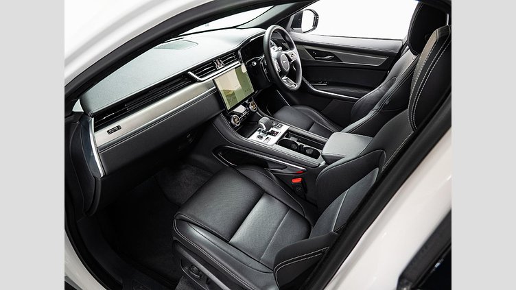 2023 認定中古車 Jaguar F-Pace オストゥーニパールホワイト D204 AWD（オートマチック）MHEV R-DYNAMIC SE