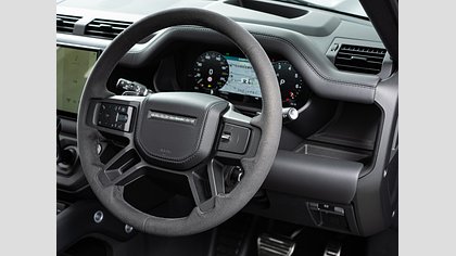 Defender 110 21