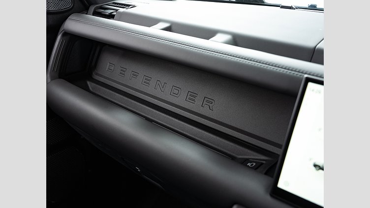 2023 認定中古車 Land Rover Defender 110 カルパチアングレイ P525 AWD (AT) V8 CARPATHIAN EDITION