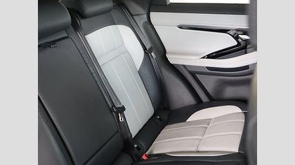 Range Rover Evoque 38