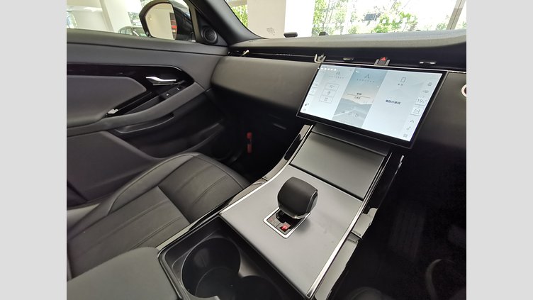 2024 認定中古車 Land Rover Range Rover Evoque アロイオスグレイ D200マイルドハイブリッド（ディーゼル） Standard Wheelbase S