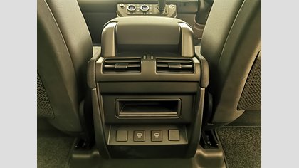 Defender 110 21