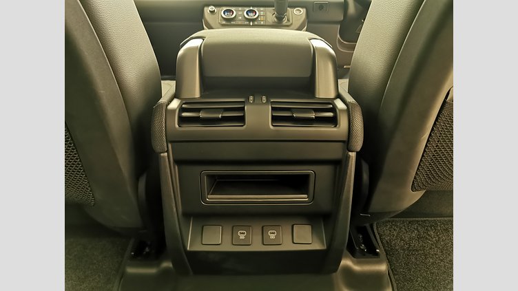 2024 認定中古車 Land Rover Defender 110 タスマンブルー D300 AWD（AT） S