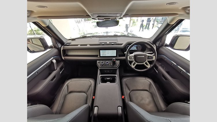 2024 認定中古車 Land Rover Defender 110 タスマンブルー D300 AWD（AT） S