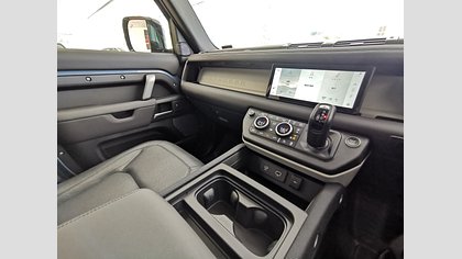 Defender 110 31