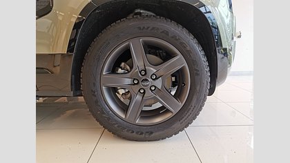 Defender 110 8