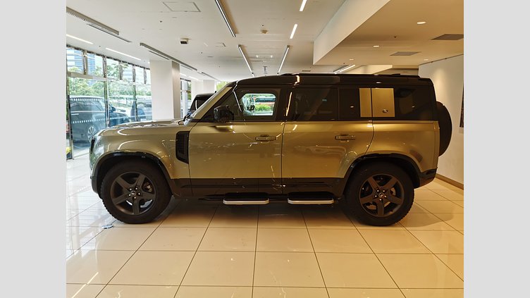 2024 認定中古車 Land Rover Defender 110 パンゲアグリーン P300 AWD（AT） SE