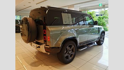 Defender 110 13