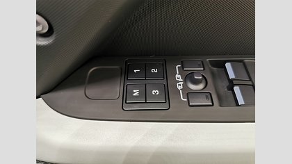 Defender 110 28