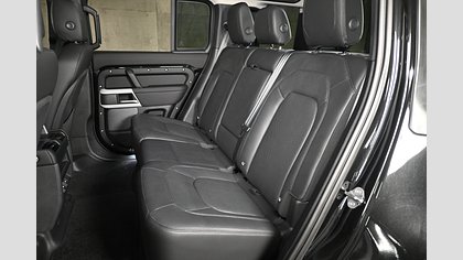 Defender 110 7